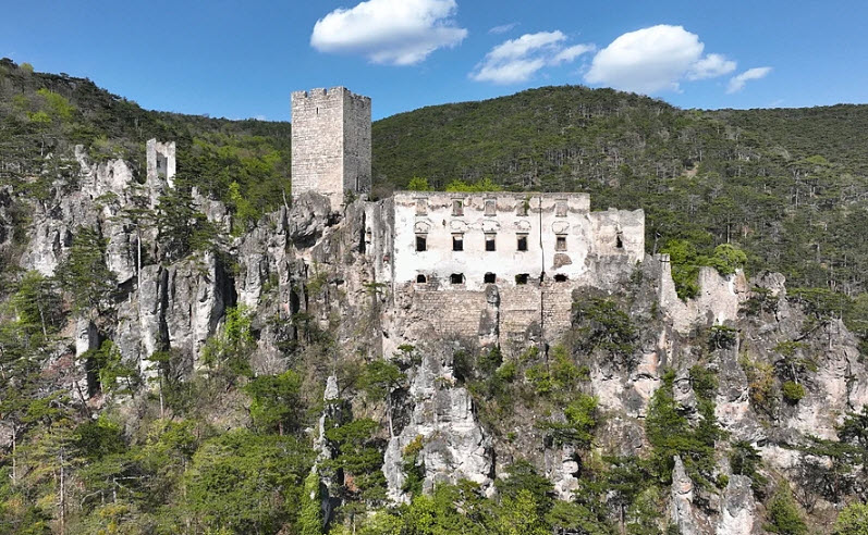 Burg Scharfeneck, Austria, Austria